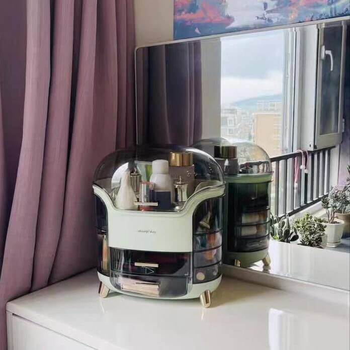 منظم مستحضرات تجميل