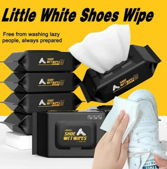 مناديل مبللة لتنظيف الأحذية