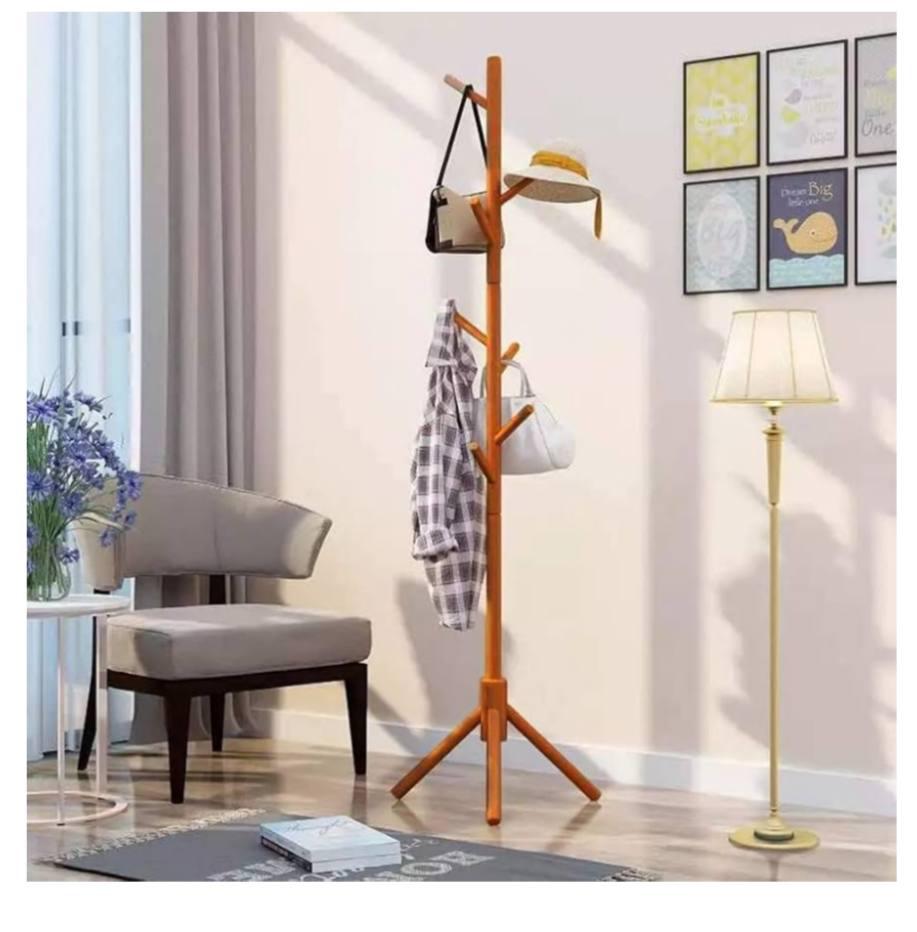 علاقة خشبية